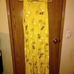 Sleeveless yellow sun dress